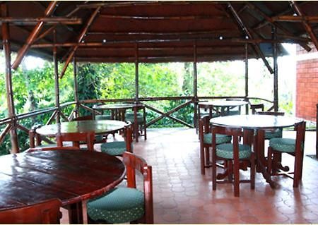 Coffee Acres Plantation Resort Калпата Екстериор снимка