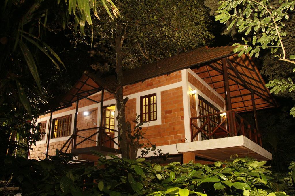 Coffee Acres Plantation Resort Калпата Екстериор снимка